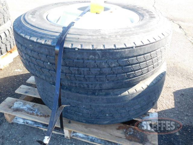 (2) 295-75R22.5 tires,_1.JPG